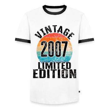Année de naissance 2007 Vintage Limited Edition Retro - T-shirt contrasté Homme - blanc/noir - Devant - AI Model Female 172 light (172cm) & AI Model Male 178 dark (178cm)