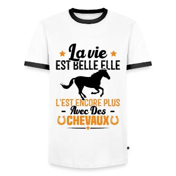 La vie est belle elle avec des chevaux Cadeau - T-shirt contrasté Homme - blanc/noir - Devant - AI Model Female 172 light (172cm) & AI Model Male 178 dark (178cm)