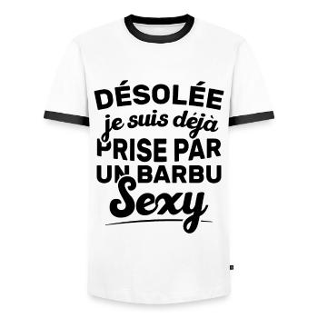 Désolée je suis déjà prise par un barbu sexy - T-shirt contrasté Homme - blanc/noir - Devant - AI Model Female 172 light (172cm) & AI Model Male 178 dark (178cm)