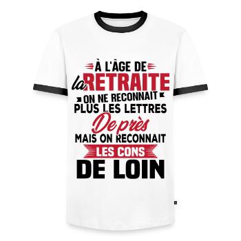 Avec l'age on reconnaît les cons de loin - T-shirt contrasté Homme - blanc/noir - Devant - AI Model Female 172 light (172cm) & AI Model Male 178 dark (178cm)
