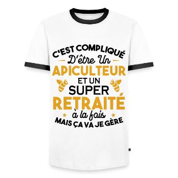 Un Apiculteur et un Super retraité Cadeau Humour - T-shirt contrasté Homme - blanc/noir - Devant - AI Model Female 172 light (172cm) & AI Model Male 178 dark (178cm)