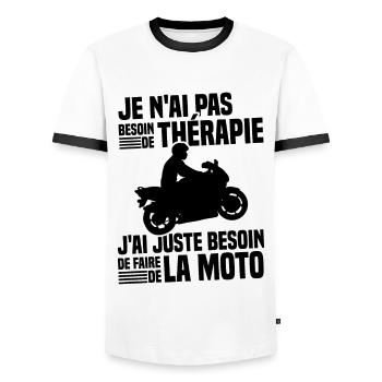 Besoin de faire de la moto cadeau motard - T-shirt contrasté Homme - blanc/noir - Devant - AI Model Female 172 light (172cm) & AI Model Male 178 dark (178cm)
