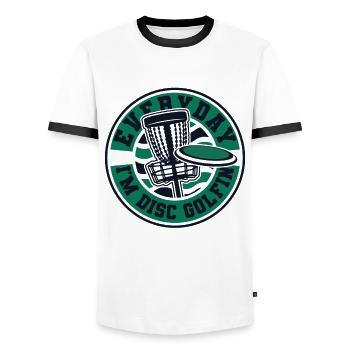 Everyday I'm Disc Golfing Frisbee Golf Korb - Männer Kontrast-T-Shirt - Weiß/Schwarz - Vorne - AI Model Female 172 light (172cm) & AI Model Male 178 dark (178cm)