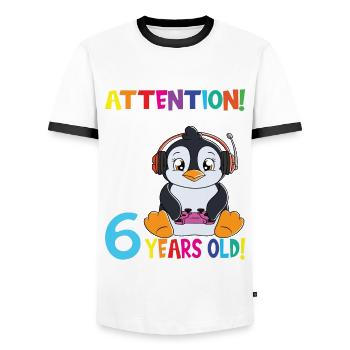 Anniversaire de pingouin J'ai maintenant 6 ans - T-shirt contrasté Homme - blanc/noir - Devant - AI Model Female 172 light (172cm) & AI Model Male 178 dark (178cm)