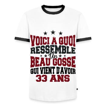 Voici à Quoi Ressemble Un BeauGosse 33 ans, Cadeau - T-shirt contrasté Homme - blanc/noir - Devant - AI Model Female 172 light (172cm) & AI Model Male 178 dark (178cm)