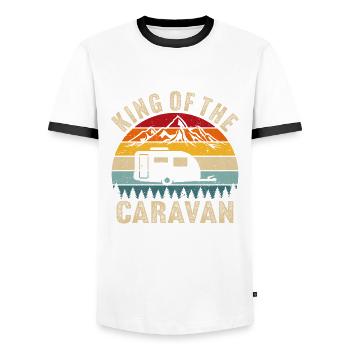 King of the Caravan T-Shirt Camper mit Wohnwagen - Männer Kontrast-T-Shirt - Weiß/Schwarz - Vorne - AI Model Female 172 light (172cm) & AI Model Male 178 dark (178cm)