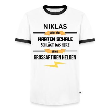 Niklas unter harte Schale eines Großartigen Helden - Männer Kontrast-T-Shirt - Weiß/Schwarz - Vorne - AI Model Female 172 light (172cm) & AI Model Male 178 dark (178cm)