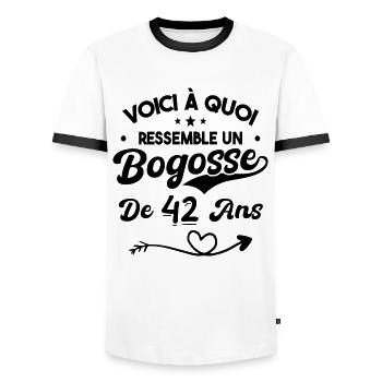 Bogosse 42 ans Cadeau Humour Anniversaire 42 ans - T-shirt contrasté Homme - blanc/noir - Devant - AI Model Female 172 light (172cm) & AI Model Male 178 dark (178cm)