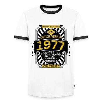 1977 DECEMBER - T-shirt contrasté Homme - blanc/noir - Devant - AI Model Female 172 light (172cm) & AI Model Male 178 dark (178cm)