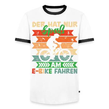 E-Bike EBiker Der hat nur Spaß am E-Bike fahren - Männer Kontrast-T-Shirt - Weiß/Schwarz - Vorne - AI Model Female 172 light (172cm) & AI Model Male 178 dark (178cm)
