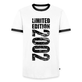 Limited Edition 2002 20. Geburtstag Geschenk - Männer Kontrast-T-Shirt - Weiß/Schwarz - Vorne - AI Model Female 172 light (172cm) & AI Model Male 178 dark (178cm)