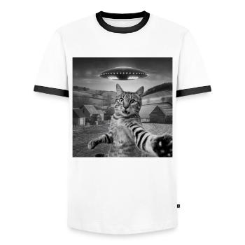 Alien Encounter Cat Selfie - Men's Ringer Shirt - white/black - Front - AI Model Female 172 light (172cm) & AI Model Male 178 dark (178cm)