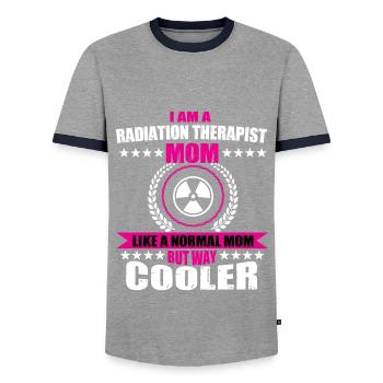 Drôle de maman radiothérapeute - T-shirt contrasté Homme - gris/marine  - Devant - AI Model Female 172 light (172cm) & AI Model Male 178 light (178cm)