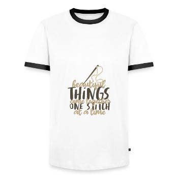 Couturière Les belles choses se réunissent un - T-shirt contrasté Homme - blanc/noir - Devant - AI Model Female 172 light (172cm) & AI Model Male 178 dark (178cm)