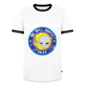 Alien va bientôt sortir de l'espace avec l'OVNI. - T-shirt contrasté Homme - blanc/noir - Devant - AI Model Female 172 light (172cm) & AI Model Male 178 dark (178cm)