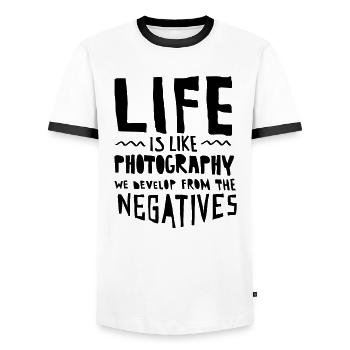 Life Is Like Photography... - Männer Kontrast-T-Shirt - Weiß/Schwarz - Vorne - AI Model Female 172 light (172cm) & AI Model Male 178 dark (178cm)