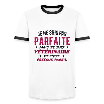 Nicht perfekt, aber vetivistisch - Männer Kontrast-T-Shirt - Weiß/Schwarz - Vorne - AI Model Female 172 light (172cm) & AI Model Male 178 dark (178cm)