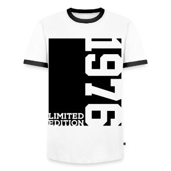 ÉDITION LIMITÉE 50E ANNIVERSAIRE 1976 - T-shirt contrasté Homme - blanc/noir - Devant - AI Model Female 172 light (172cm) & AI Model Male 178 dark (178cm)