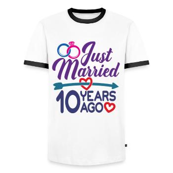 Gerade geheiratet vor 10 Jahren, 10. Hochzeitstag - Männer Kontrast-T-Shirt - Weiß/Schwarz - Vorne - AI Model Female 172 light (172cm) & AI Model Male 178 dark (178cm)