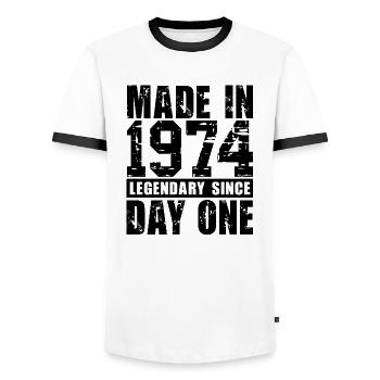 Hergestellt 1974, legendär seit dem ersten Tag - Männer Kontrast-T-Shirt - Weiß/Schwarz - Vorne - AI Model Female 172 light (172cm) & AI Model Male 178 dark (178cm)