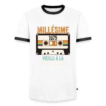 Millésime 1975 vieilli à la perfection - T-shirt contrasté Homme - blanc/noir - Devant - AI Model Female 172 light (172cm) & AI Model Male 178 dark (178cm)
