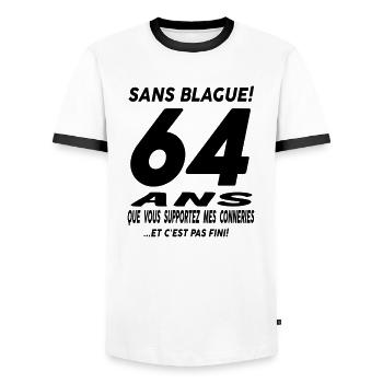 64 ans que vous supportez mes conneries - T-shirt contrasté Homme - blanc/noir - Devant - AI Model Female 172 light (172cm) & AI Model Male 178 dark (178cm)