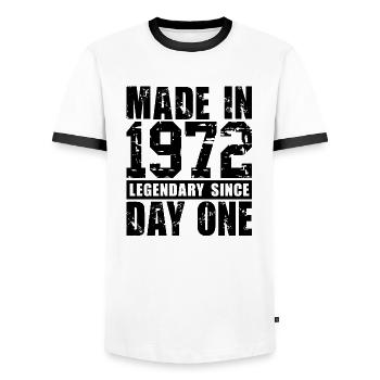 Hergestellt 1972, legendär seit dem ersten Tag - Männer Kontrast-T-Shirt - Weiß/Schwarz - Vorne - AI Model Female 172 light (172cm) & AI Model Male 178 dark (178cm)