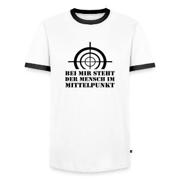 Bei mir steht der Mensch im Mittelpunkt Lustig - Männer Kontrast-T-Shirt - Weiß/Schwarz - Vorne - AI Model Female 172 light (172cm) & AI Model Male 178 dark (178cm)
