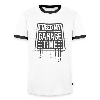 I Need My Garage Time Lustiger Mechaniker Spruch - Männer Kontrast-T-Shirt - Weiß/Schwarz - Vorne - AI Model Female 172 light (172cm) & AI Model Male 178 dark (178cm)