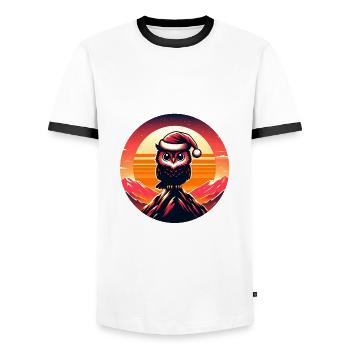 Süße Eule mit Nikolausmütze sitzt auf Bergspitze - Männer Kontrast-T-Shirt - Weiß/Schwarz - Vorne - AI Model Female 172 light (172cm) & AI Model Male 178 dark (178cm)