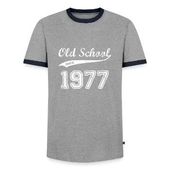 1977 - Männer Kontrast-T-Shirt - Grau/Navy  - Vorne - AI Model Female 172 light (172cm) & AI Model Male 178 light (178cm)