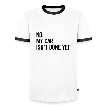 Non Ma voiture n’est pas encore terminée - T-shirt contrasté Homme - blanc/noir - Devant - AI Model Female 172 light (172cm) & AI Model Male 178 dark (178cm)