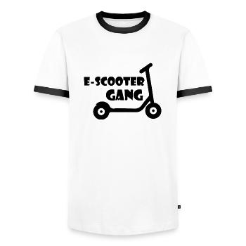E-Scooter Roller Scooter - Männer Kontrast-T-Shirt - Weiß/Schwarz - Vorne - AI Model Female 172 light (172cm) & AI Model Male 178 dark (178cm)
