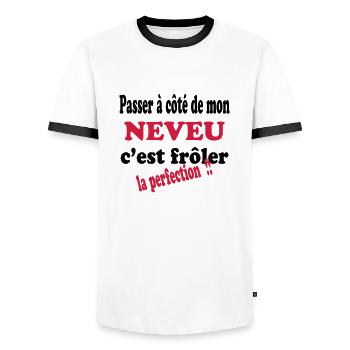 Mon NEVEU la perfection 111 - Männer Kontrast-T-Shirt - Weiß/Schwarz - Vorne - AI Model Female 172 light (172cm) & AI Model Male 178 dark (178cm)