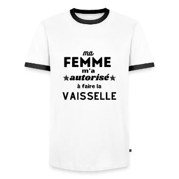 t-shirt femme, épouse, vaisselle humour. - T-shirt contrasté Homme - blanc/noir - Devant - AI Model Female 172 light (172cm) & AI Model Male 178 dark (178cm)