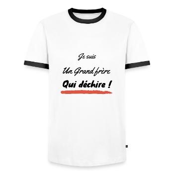 T shirt je suis un grand frère qui déchire - T-shirt contrasté Homme - blanc/noir - Devant - AI Model Female 172 light (172cm) & AI Model Male 178 dark (178cm)