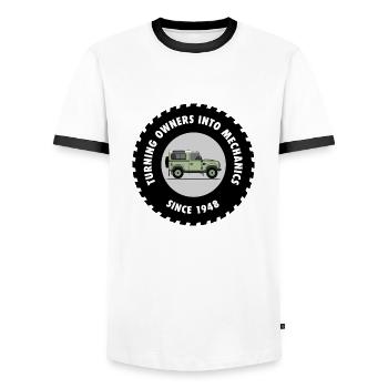 Defender Mechanics - Männer Kontrast-T-Shirt - Weiß/Schwarz - Vorne - AI Model Female 172 light (172cm) & AI Model Male 178 dark (178cm)