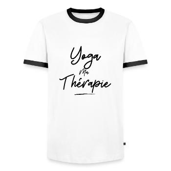 Yoga ma thérapie - idée cadeau - sport humour - T-shirt contrasté Homme - blanc/noir - Devant - AI Model Female 172 light (172cm) & AI Model Male 178 dark (178cm)