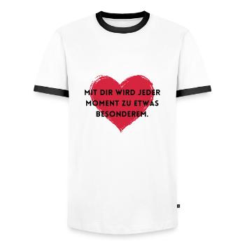 Mit dir wird jeder Moment zu etwas Besonderem - Männer Kontrast-T-Shirt - Weiß/Schwarz - Vorne - AI Model Female 172 light (172cm) & AI Model Male 178 dark (178cm)