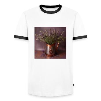 Lavendel in einer Kupferkanne - Männer Kontrast-T-Shirt - Weiß/Schwarz - Vorne - AI Model Female 172 light (172cm) & AI Model Male 178 dark (178cm)