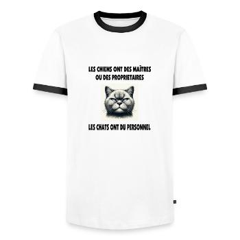 Les chats ont du personnel à leur service (nous !) - T-shirt contrasté Homme - blanc/noir - Devant - AI Model Female 172 light (172cm) & AI Model Male 178 dark (178cm)