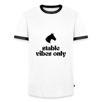 Stable Vibes Only - Design für alle Pferdefans! - Männer Kontrast-T-Shirt - Weiß/Schwarz - Vorne - AI Model Female 172 light (172cm) & AI Model Male 178 dark (178cm)