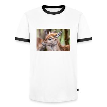 Daim (en allemand Damwild ou Damhirsch) Dama - T-shirt contrasté Homme - blanc/noir - Devant - AI Model Female 172 light (172cm) & AI Model Male 178 dark (178cm)