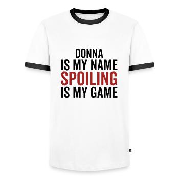 Donna est mon nom, spoiler est mon jeu - T-shirt contrasté Homme - blanc/noir - Devant - AI Model Female 172 light (172cm) & AI Model Male 178 dark (178cm)