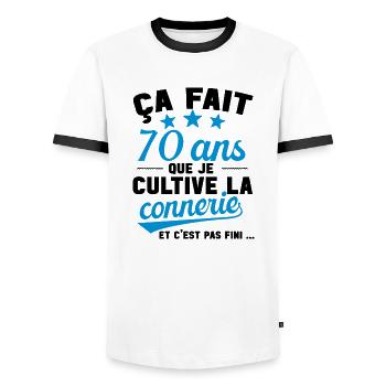 70 ans que je cultive la connerie anniversaire - T-shirt contrasté Homme - blanc/noir - Devant - AI Model Female 172 light (172cm) & AI Model Male 178 dark (178cm)