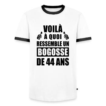 bogosse de 44 ans / cadeau anniversaire 44 ans - T-shirt contrasté Homme - blanc/noir - Devant - AI Model Female 172 light (172cm) & AI Model Male 178 dark (178cm)