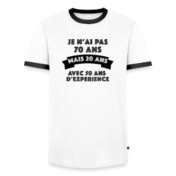 Vieux mais 20 ans d'expérience - T-shirt contrasté Homme - blanc/noir - Devant - AI Model Female 172 light (172cm) & AI Model Male 178 dark (178cm)