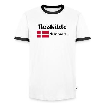 Roskilde Dänemark - Stylische Drucke - Männer Kontrast-T-Shirt - Weiß/Schwarz - Vorne - AI Model Female 172 light (172cm) & AI Model Male 178 dark (178cm)