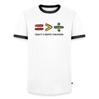 Message « L’égalité est plus grande que la division » - T-shirt contrasté Homme - blanc/noir - Devant - AI Model Female 172 light (172cm) & AI Model Male 178 dark (178cm)