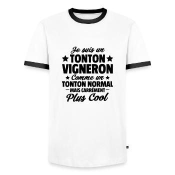 je suis un tonton vigneron / tonton viticulteur - T-shirt contrasté Homme - blanc/noir - Devant - AI Model Female 172 light (172cm) & AI Model Male 178 dark (178cm)
